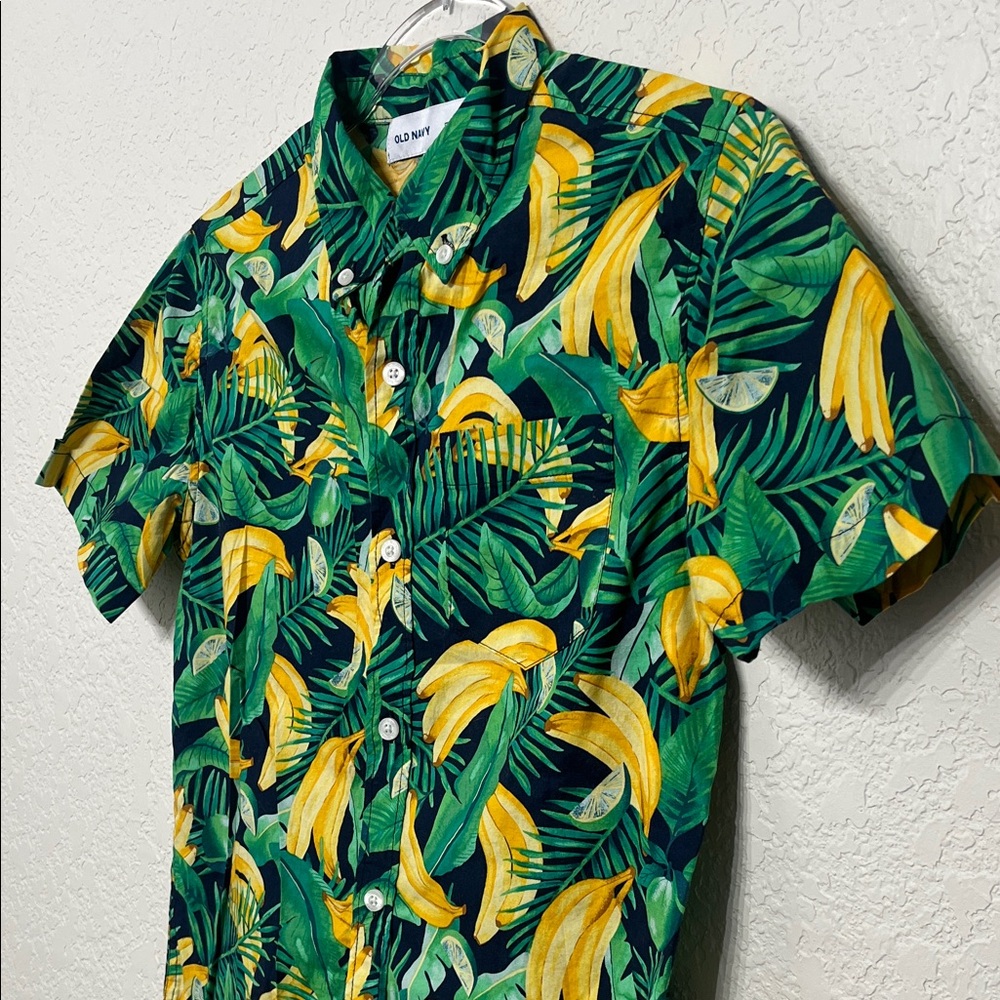 Old Navy Boys Large Green & Yellow Banana Leaf Short-Sleeve Button-Down Shirt - Picture 4 of 7